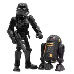 Shadow Trooper and R2-Q5