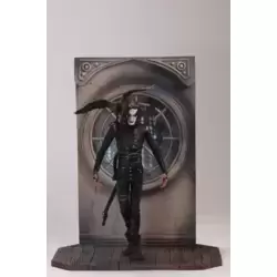 The Crow - Movie Maniacs Eric Draven with Display Case