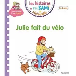 Julie fait du vélo