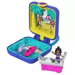 Polly Pocket mini-coffret Univers Shani à la Plage, mini-figurines Shani et dauphin, autocollants inclus, jouet pour enfant, GKJ44
