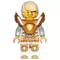 Lance - Hair, Pearl Gold Armor