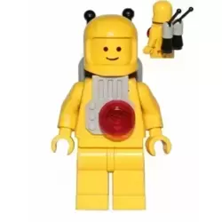 Classic Space - Yellow with Light Gray Jet Pack and Black Cones