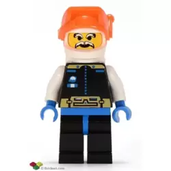 Ice Planet Chief (Commander Cold / Commander Bear)