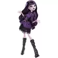 Elissabat frightfully tall