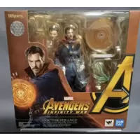 S. H. Figuarts Marvel Avengers Infinity War Doctor Strange (Battle on Titan) Edition