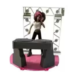 Barbie DJ