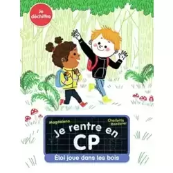 Eloi joue dans les bois