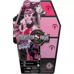 Boneca Monster High Draculaura Skulltimate Secrets HKY60 Mattel