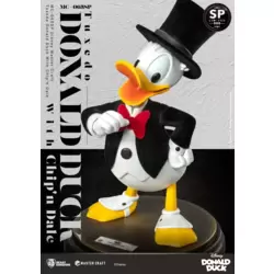 Disney - Tuxedo Donald Duck (With Chip 'n Dale)