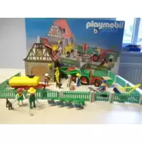 Farm (Playmobil System)