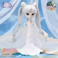 Queen Serenity