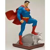 Superman Mini-Statue