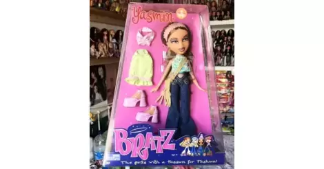 Online Bratz Flaunt It Yasmin 2002