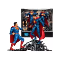 Superman vs Superman of Earth-3