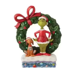 Grinch & Max in Wreath Fig