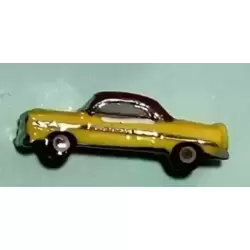 Voiture jaune et marron