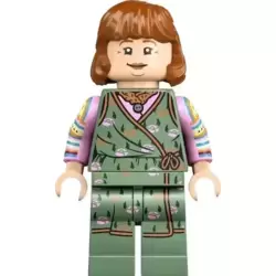 Molly Weasley - Sand Green Floral Robe