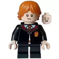 Ron Weasley - Gryffindor Robe Clasped, Sweater, Shirt and Tie, Black Short Legs