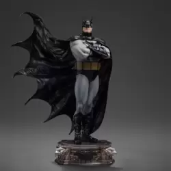DC Comics - Batman DC Trinity Legacy Replica