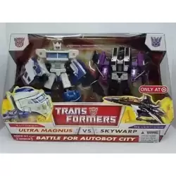 Classics Ultra Magnus & Skywarp Battle For Autobot City